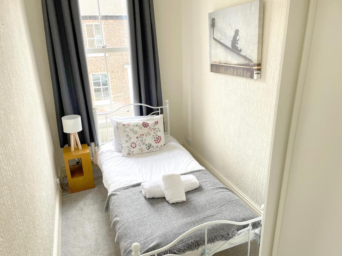 The Vines - Stunning Period Home With Free Parking York Extérieur photo